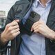 Spigen Spigen iPhone Lock Fit Πορτοφόλι με MagSafe, μαύρο