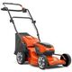 Cordless lawnmower HUSQVARNA LC137i with accessories