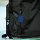 Silikonowe etui z karabińczykiem Bizon Case Headphone Silicone do Apple AirPods 3 granatowe